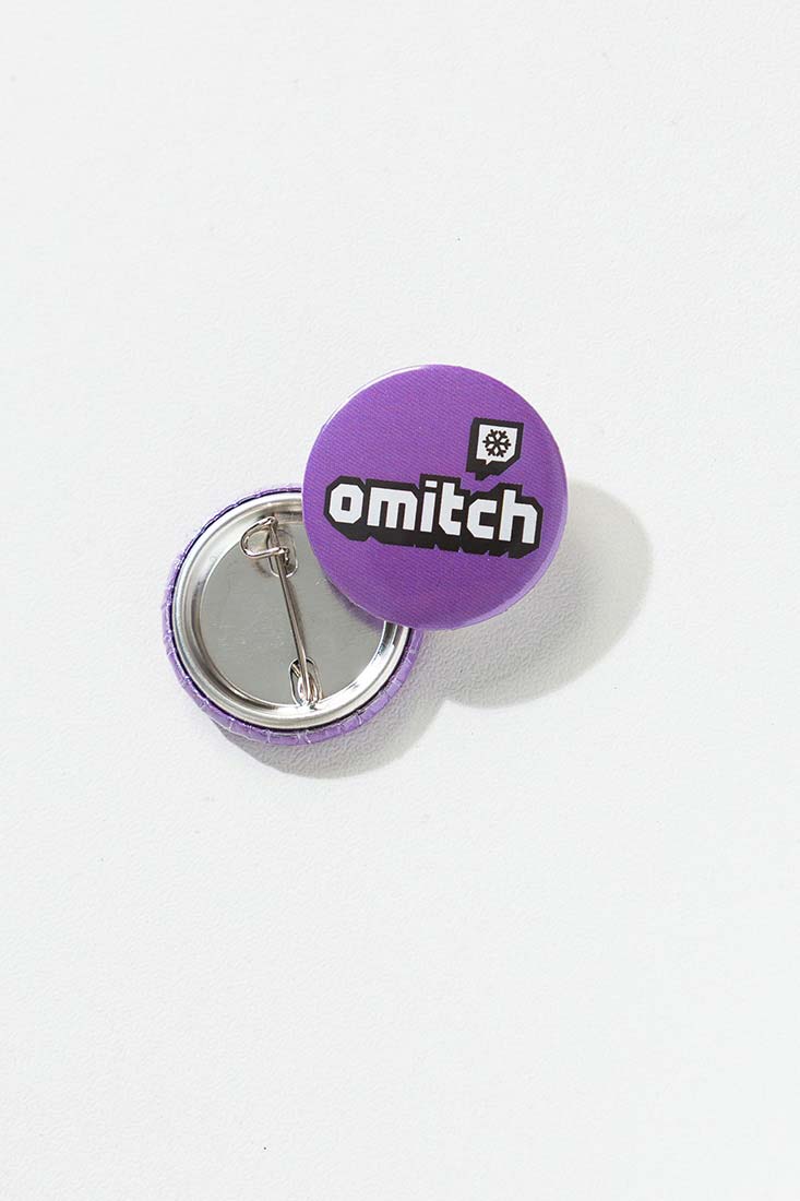 Значок на булавке Omitch (омич) фиолетовый цвет